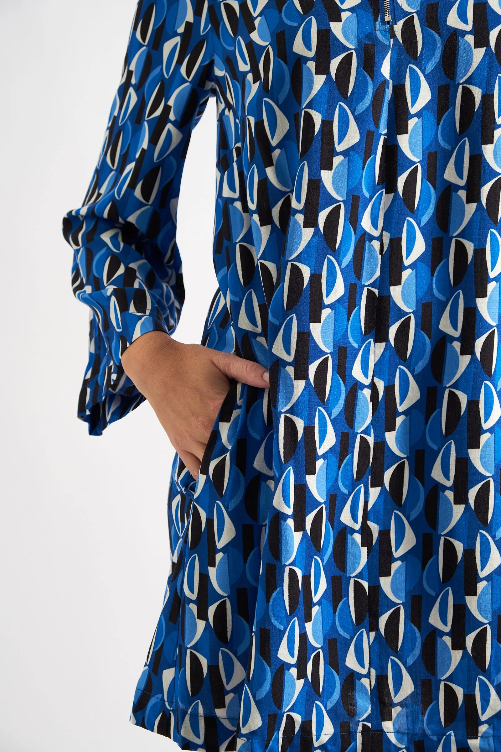 Gwenola Mid-Century Retro Print Mini Dress - Blue