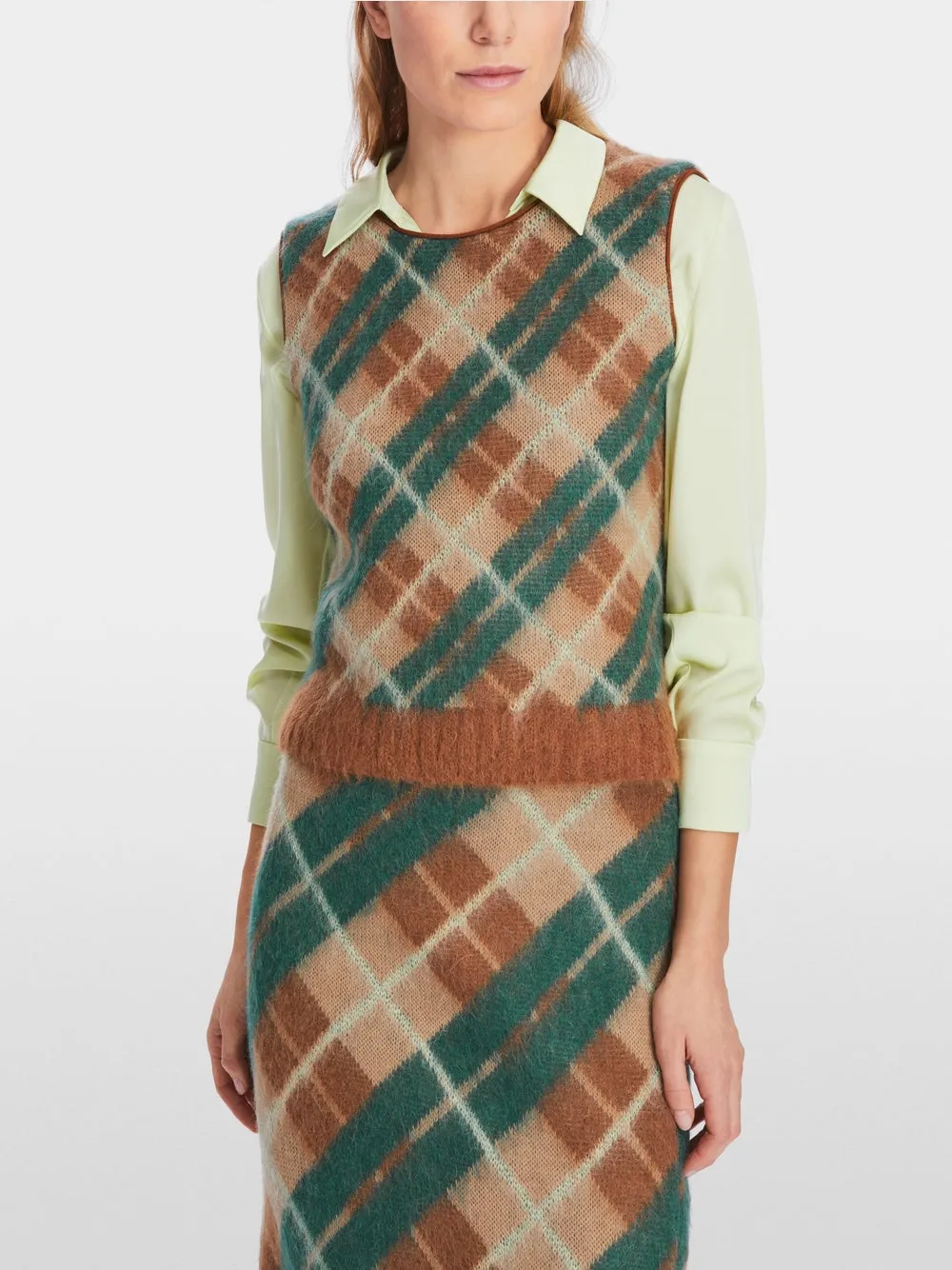 Marc Cain Knitted in Germany check top sweater vest