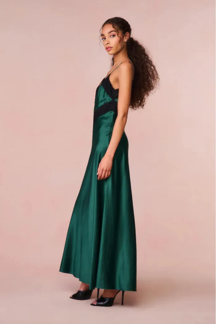 Serita Dress in Emerald Green