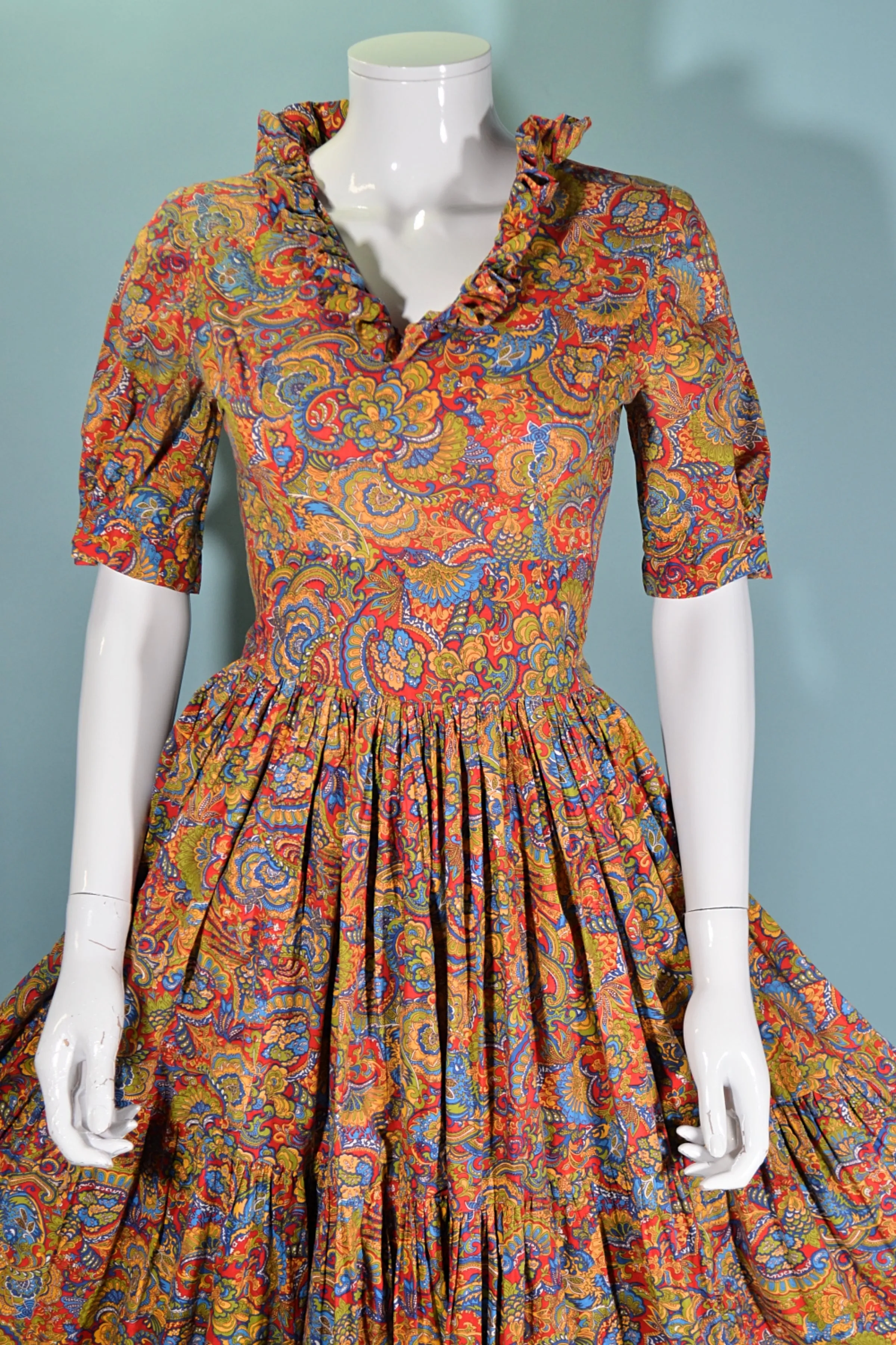 Vintage 40s/50s Red Paisley Dress, Very Full Skirt XS/S