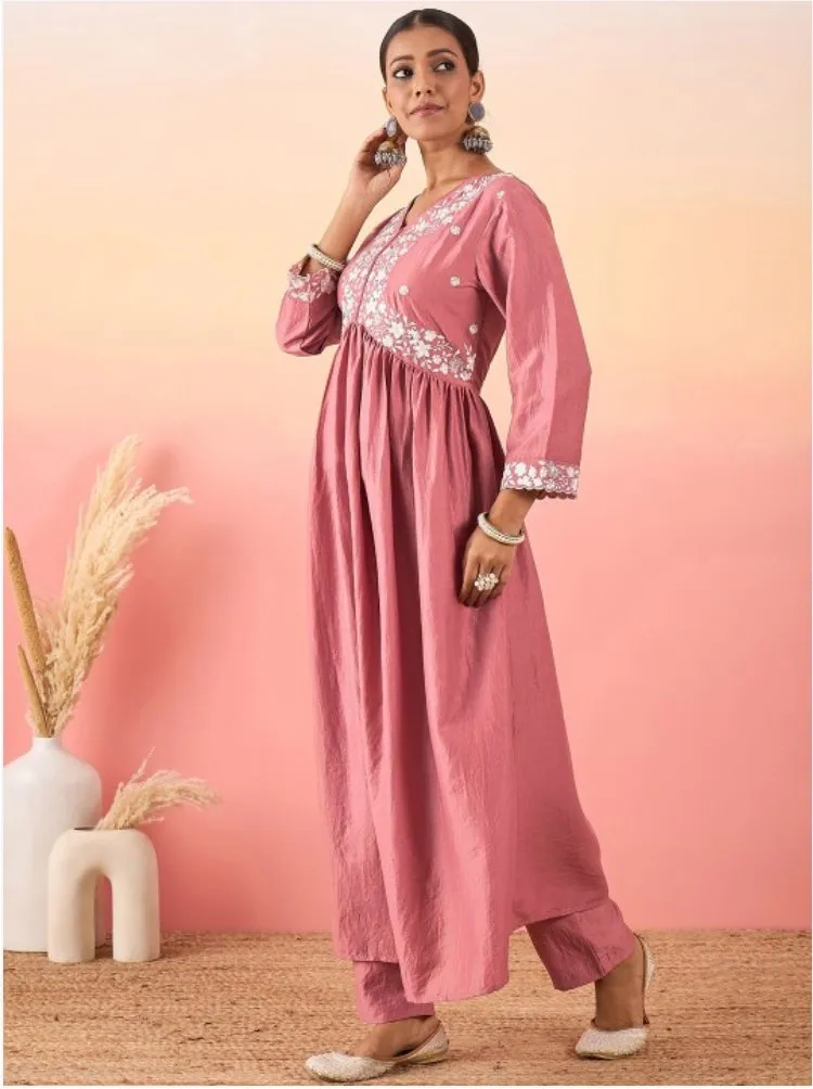 Women Floral Yoke Design Empire Thread Work Kurta with Trousers