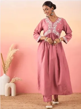 Women Floral Yoke Design Empire Thread Work Kurta with Trousers